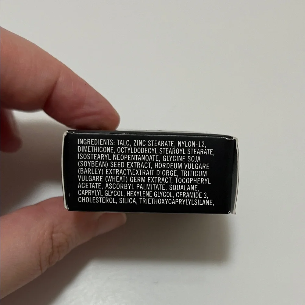 New MAC Cosmetics Eye Shadow - Expensive Pink Veluxe Pearl